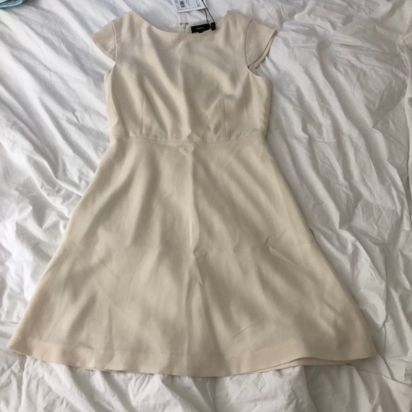 Theory Cap Sleeve Crepe Dress - Picture 2 of 6